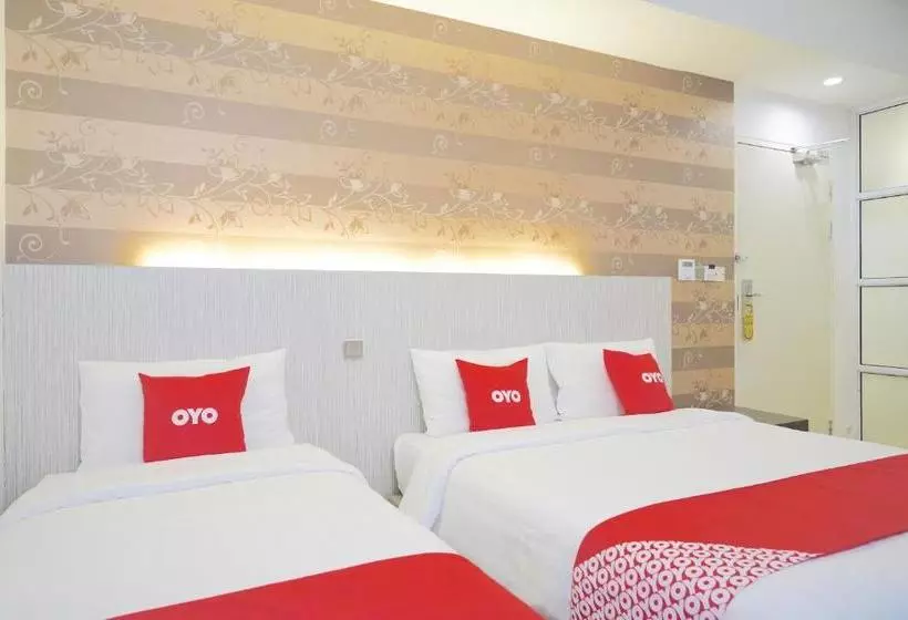 ホテル 4orty Inn