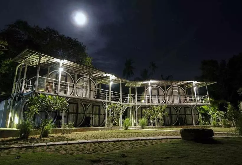 Hotelli Go Deeper Tioman