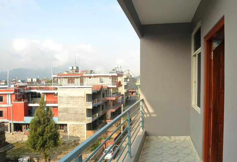 هتل Gurung Culture By Oyo Rooms