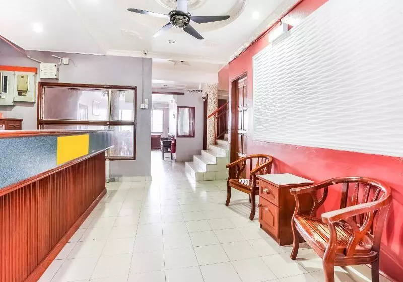 Spot On 89626 Hotel Dinar