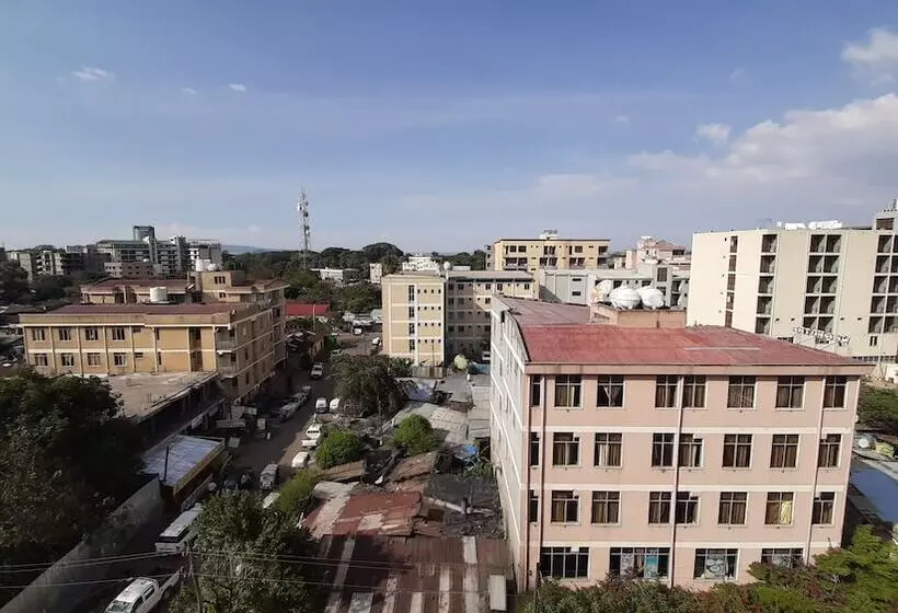 هتل Teferi Mekonnen