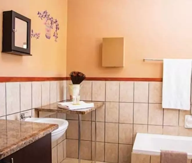 پانسیون Ekhaya Nelspruit Guest House