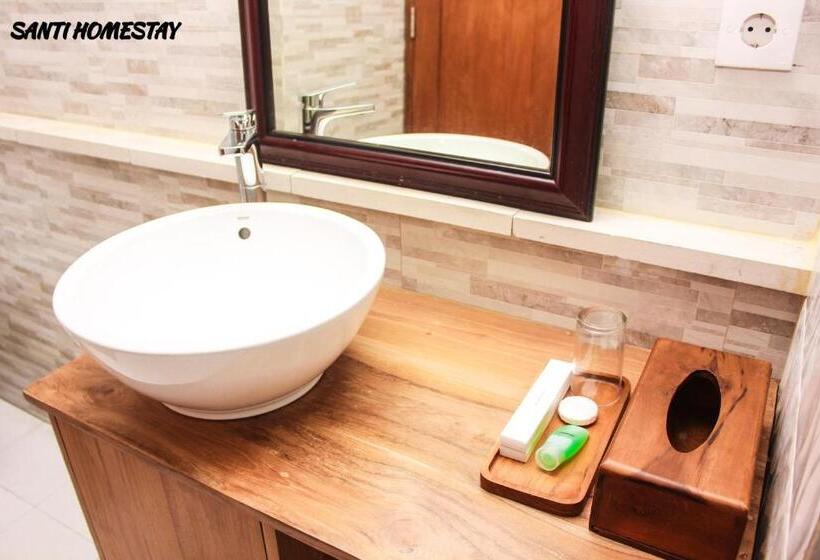 پانسیون Santi Homestay