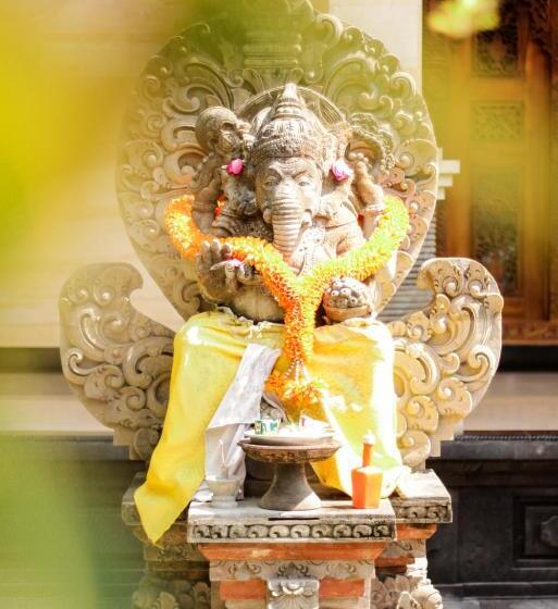 پانسیون Santi Homestay