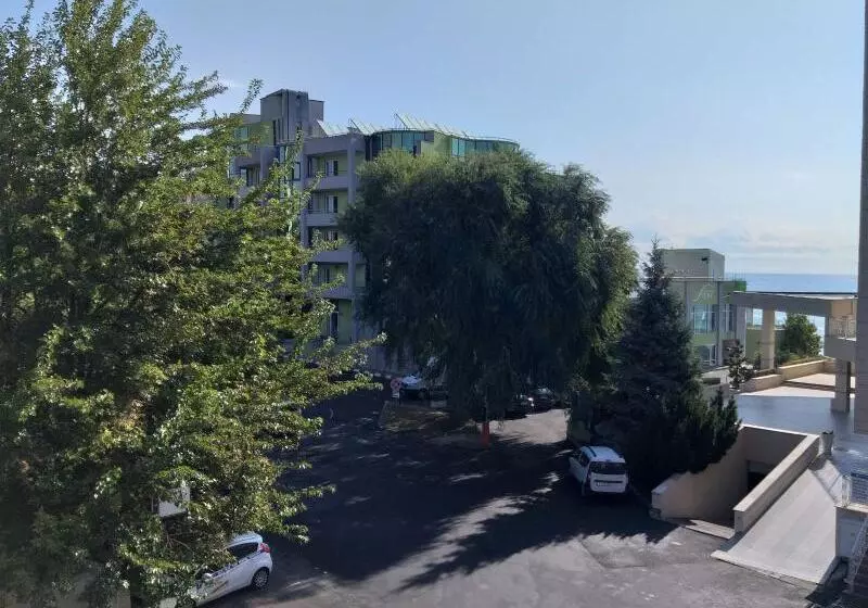 Perla Apartments