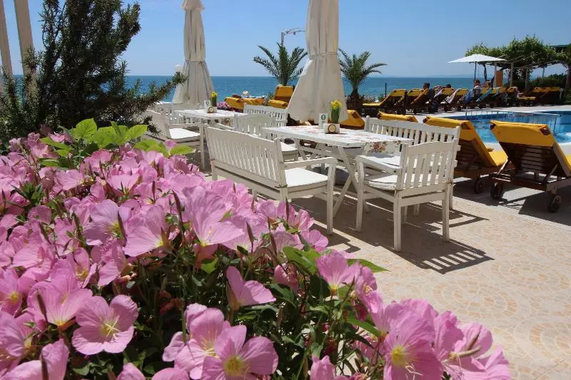 Perla Apartments