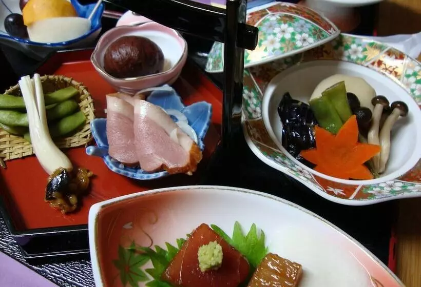 旅館 Ikoisanso