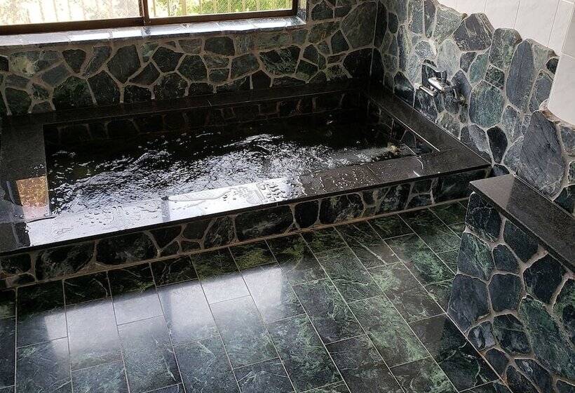 Рёкан Ikoisanso