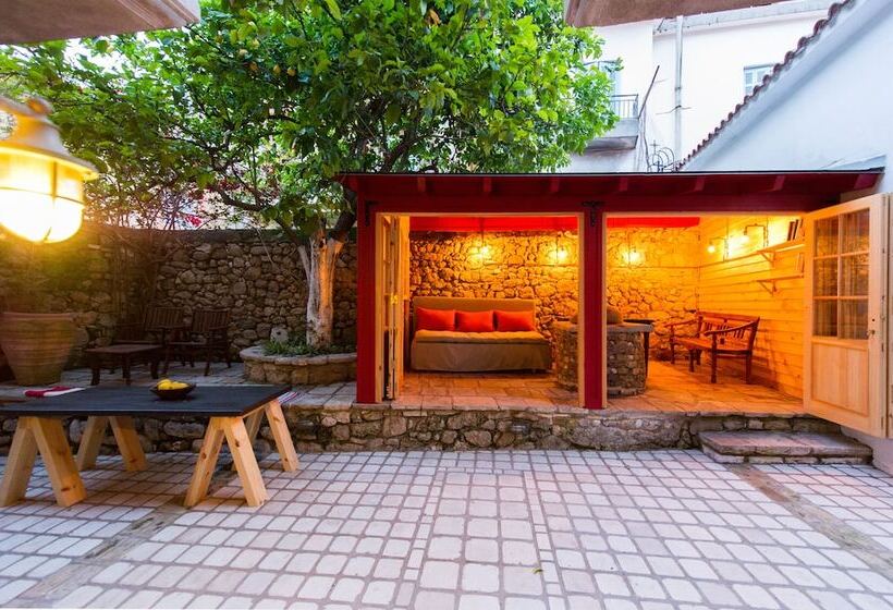 Small Luxury Hotel 1800