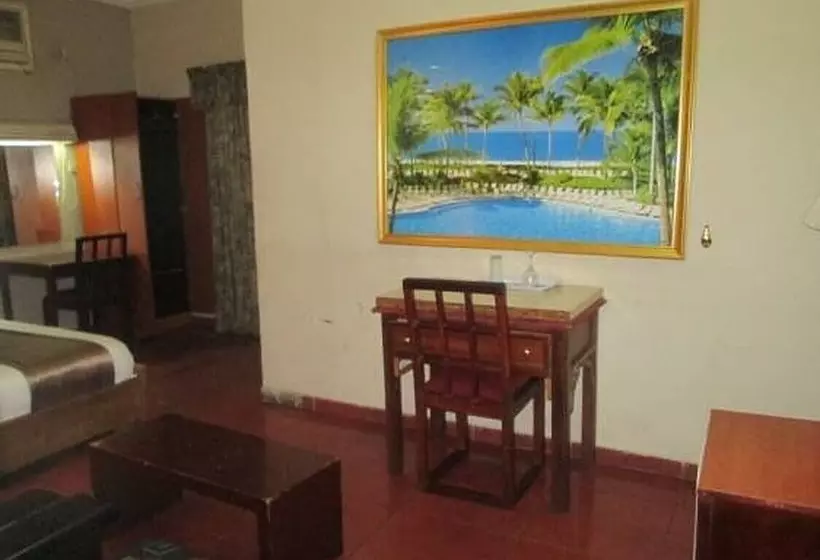Ths Le Chateau Thelpim Hotels