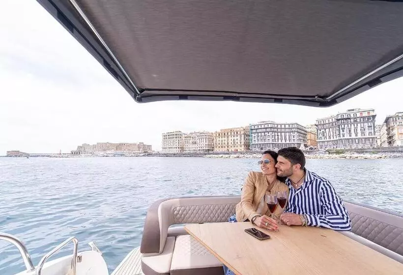 Hg Boutique Toledo, Napoli Centro, By Clapa Group