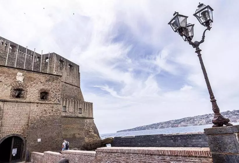 Hg Boutique Toledo, Napoli Centro, By Clapa Group