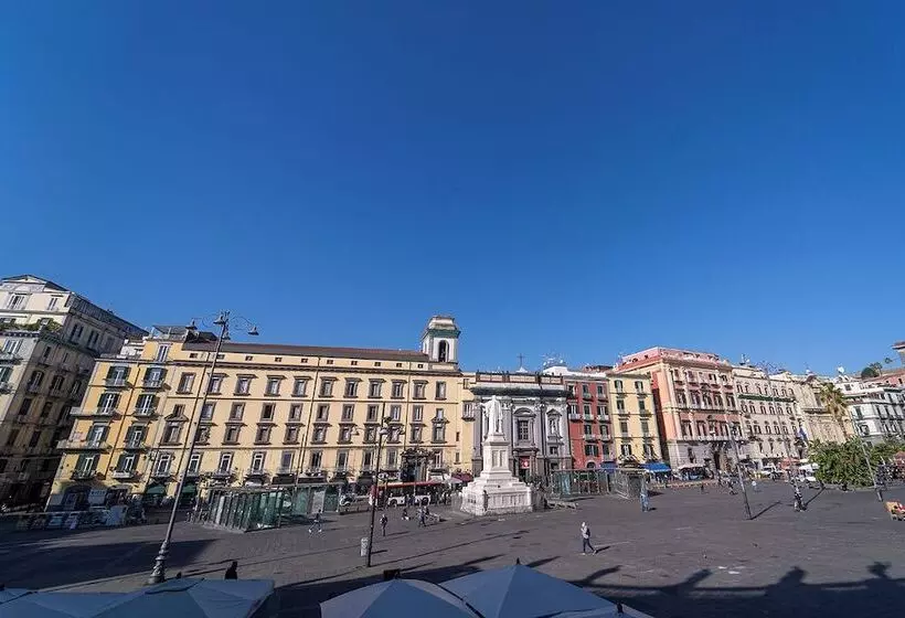 Hg Boutique Toledo, Napoli Centro, By Clapa Group