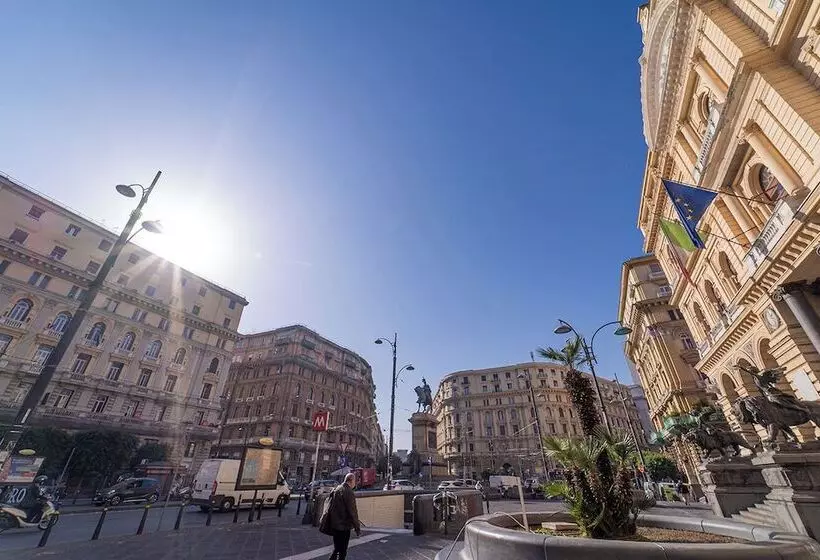 Hg Boutique Toledo, Napoli Centro, By Clapa Group