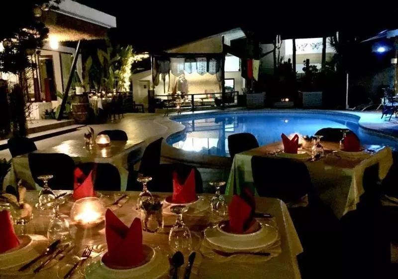 هتل Date & Dine Resort
