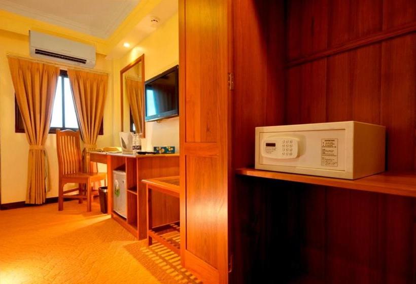 هتل Royal Golden View