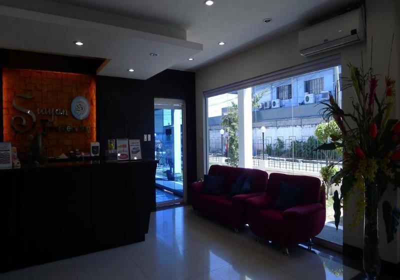 호텔 Siayan Travellers Inn