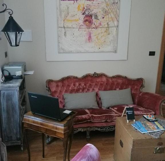 La Corte Room & Breakfast