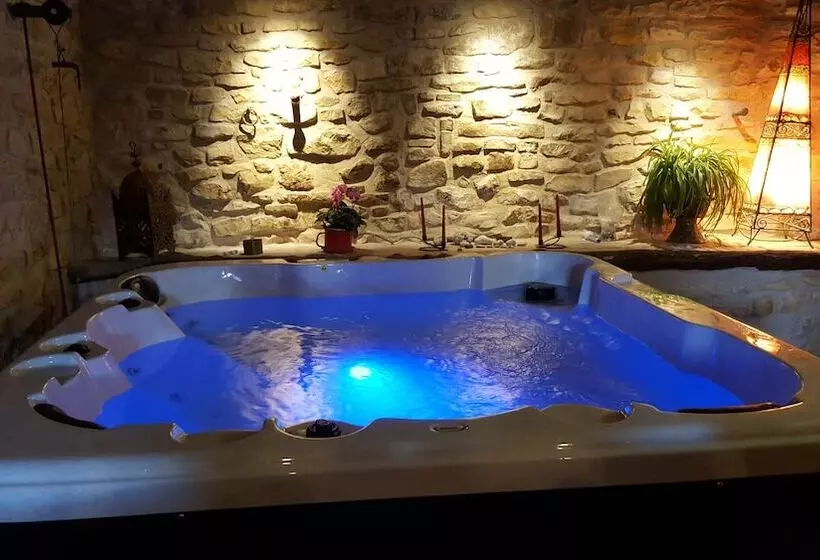 Les Cavallerisses Turisme Rural