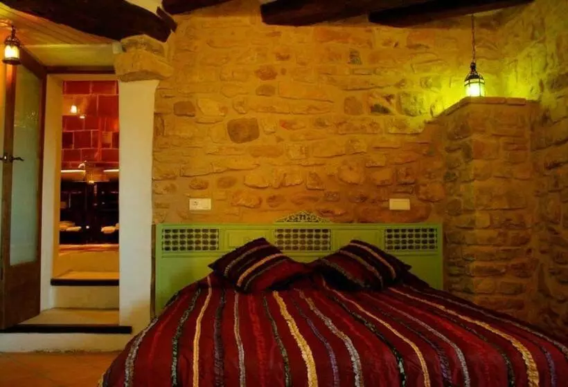 Les Cavallerisses Turisme Rural