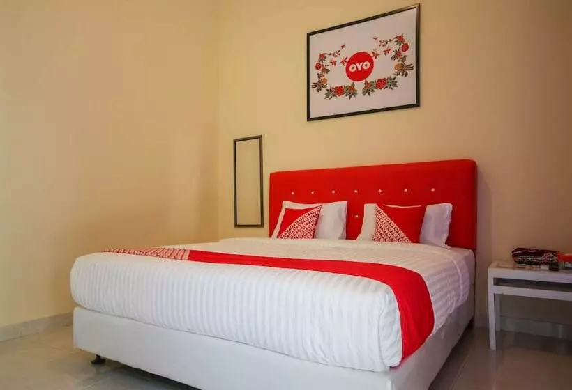 Retkeilymaja Delima Guest House Syariah By Oyo Rooms