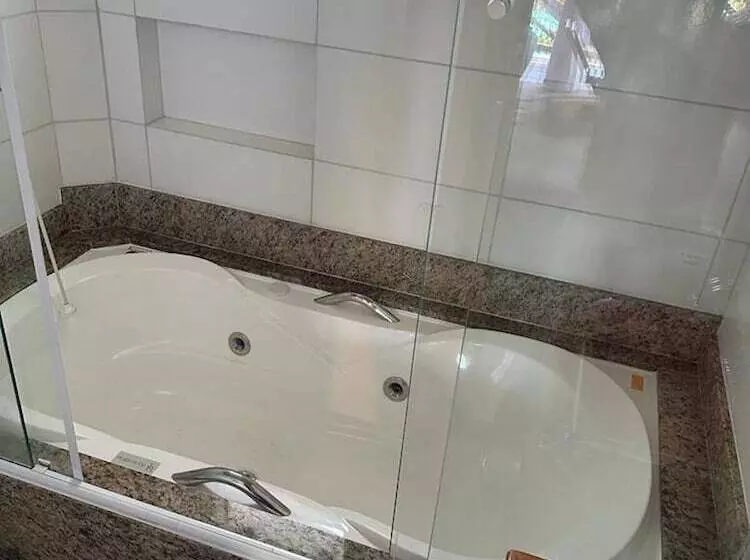 Chalé Suíço Bombinhas