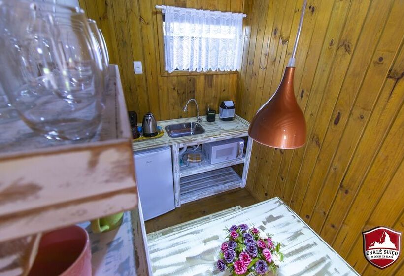 Chalé Suíço Bombinhas