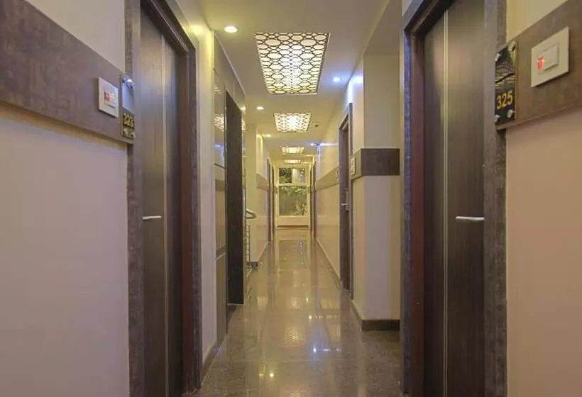 Hotelli Abm Express Inn