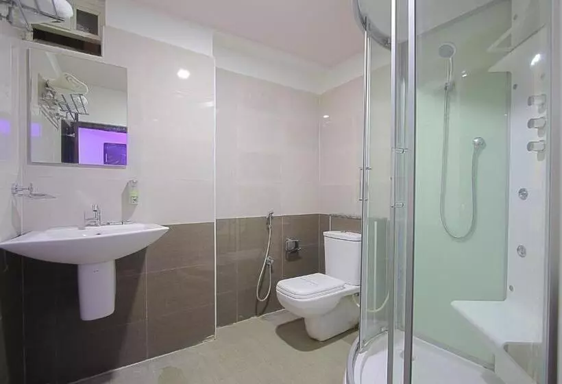 Hotelli Abm Express Inn