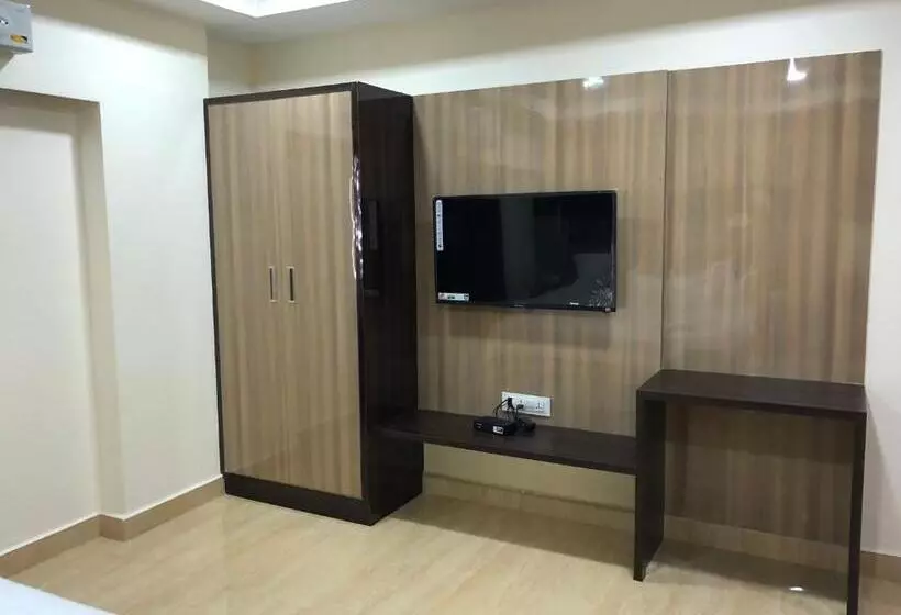 Hotelli Abm Express Inn