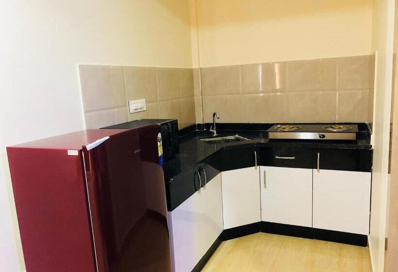 هتل Abm Express Inn