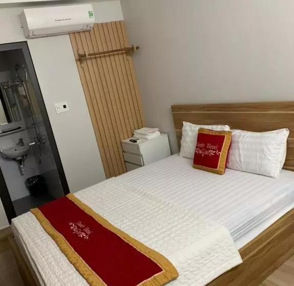 Candy Hotel Hạ Long