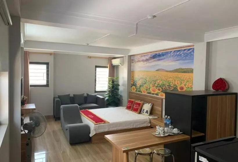 Candy Hotel Hạ Long