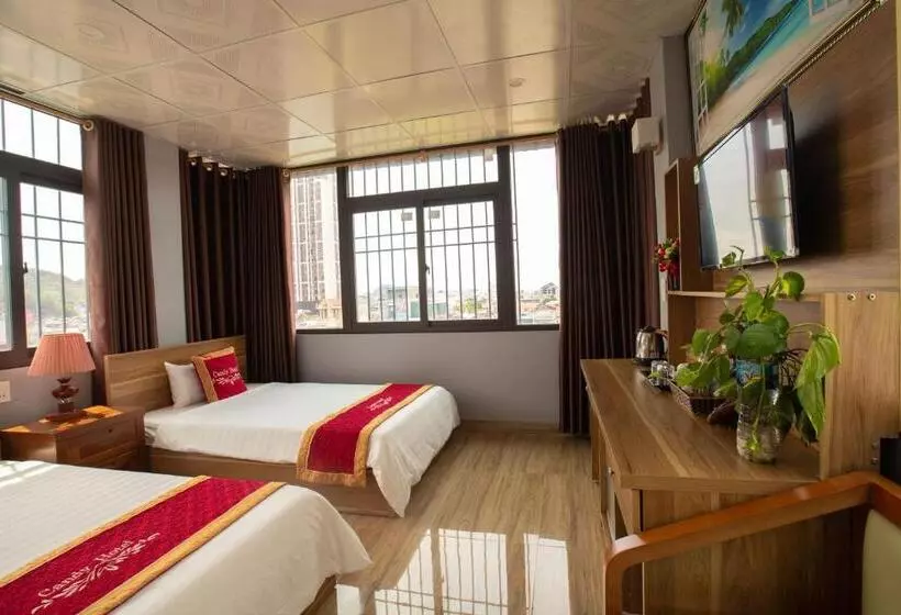 Candy Hotel Hạ Long