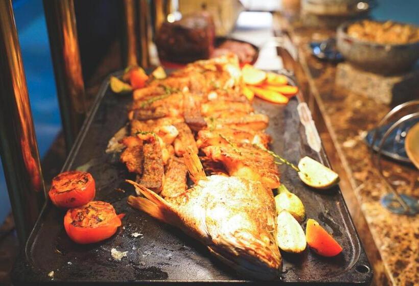 هتل La Vela Saigon