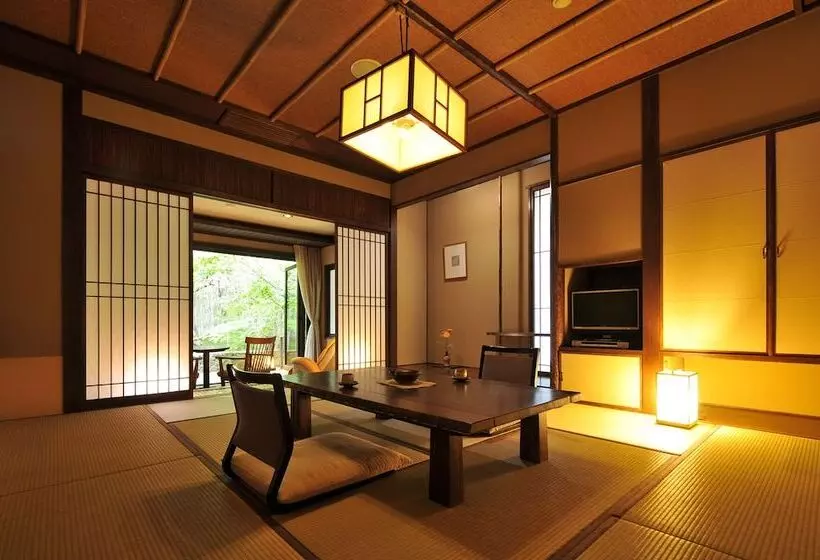 Hotelli Shima Onsen Tsuruya