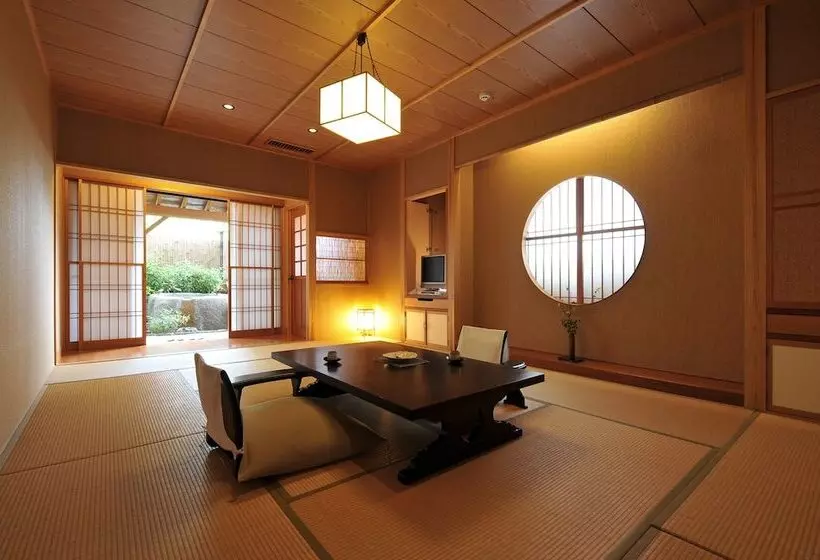 Hotelli Shima Onsen Tsuruya