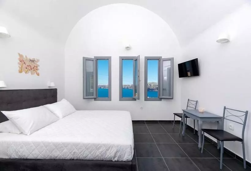 هتل Pancratium Villas & Suites