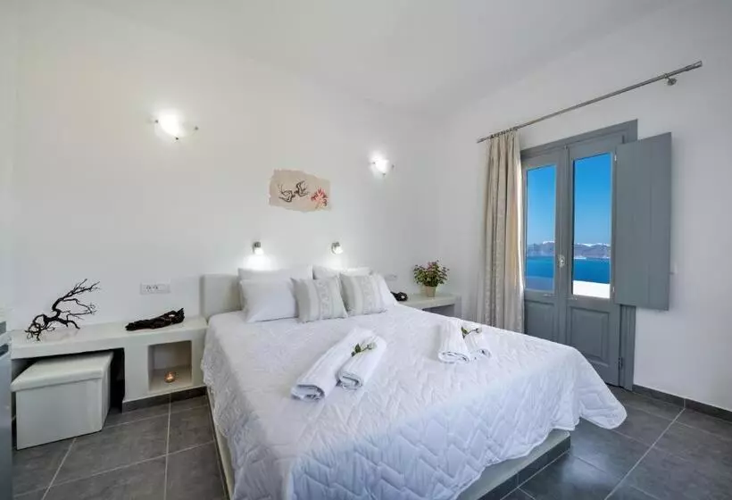 هتل Pancratium Villas & Suites