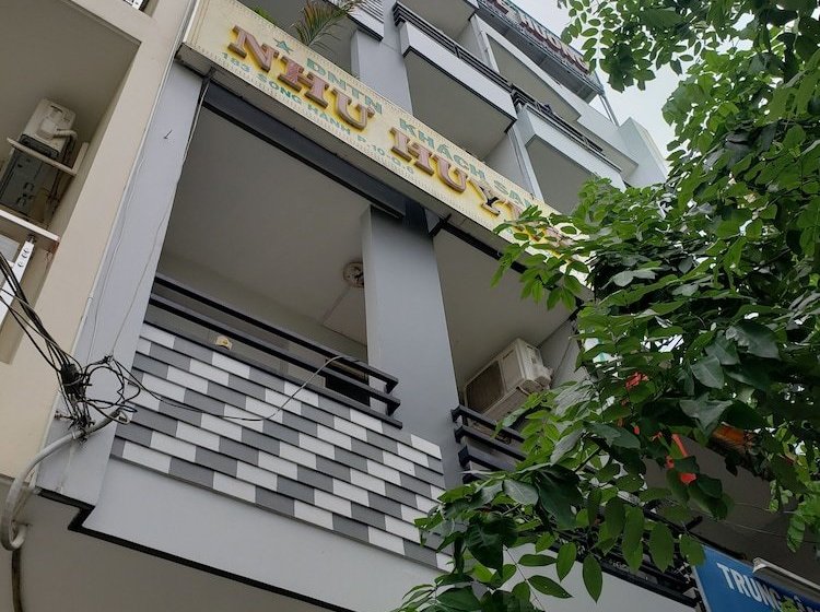 Nhu Huynh Hotel By Oyo Rooms