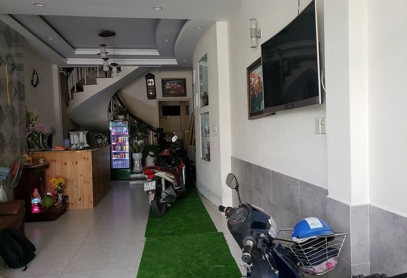 Nhu Huynh Hotel By Oyo Rooms