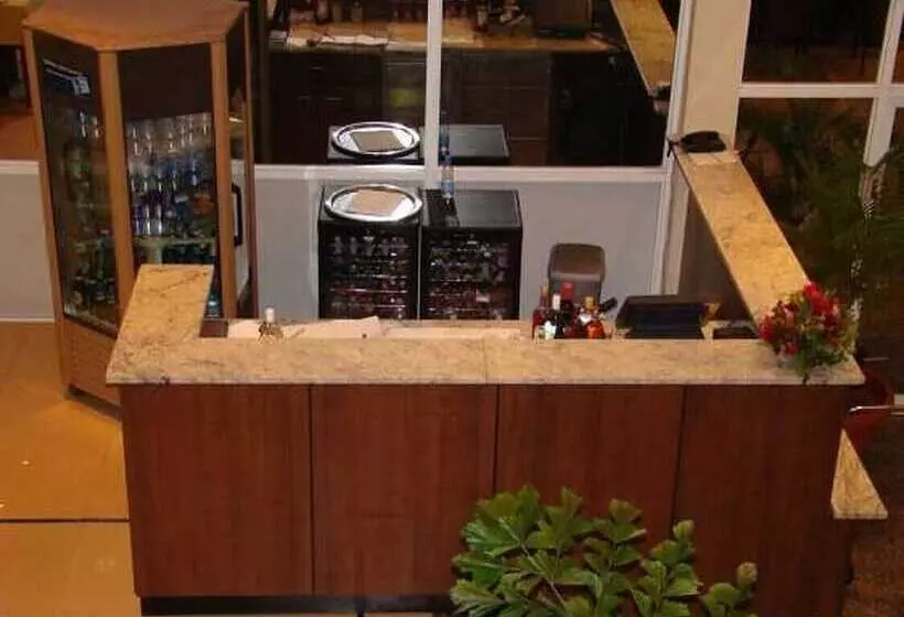 520 Hotels Asdam Lodge