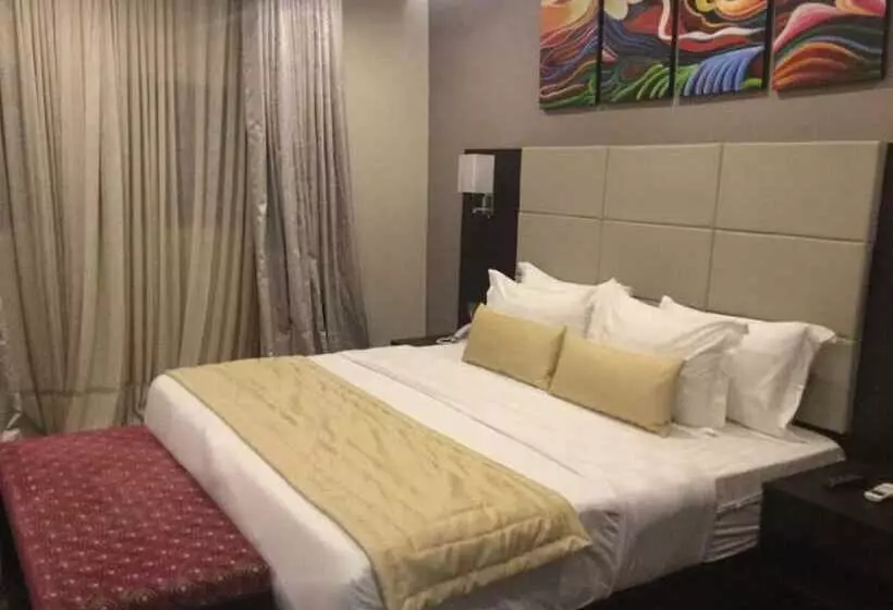 520 Hotels Asdam Lodge