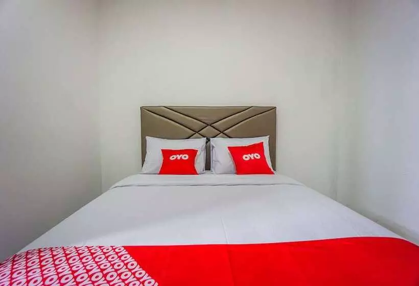 ユースホステル Edward Residence Malalayang By Oyo Rooms