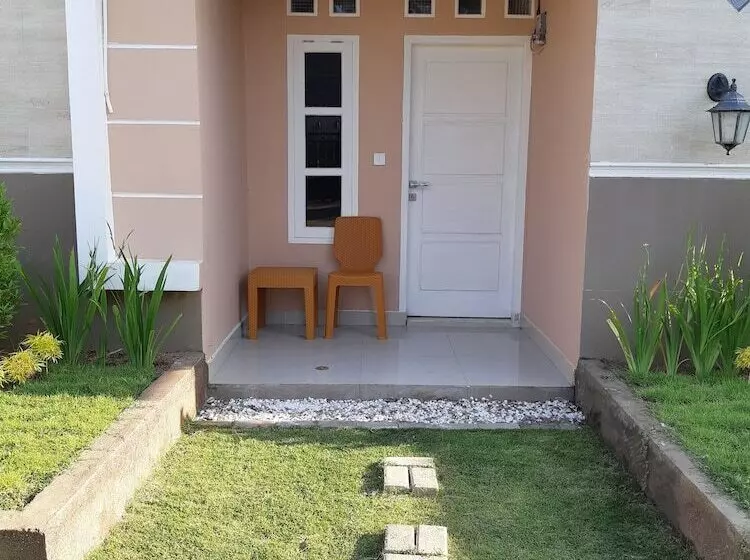Aamiaismajoitus (B&B) Bis Homestay