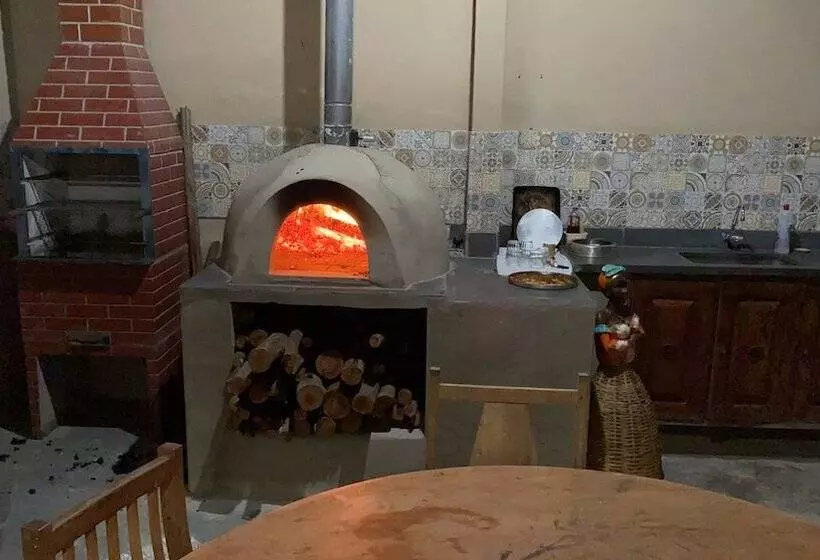 Hostelli Pousada Charlotte