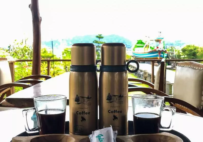 Hotelli Pondanu Cabins By The Lake