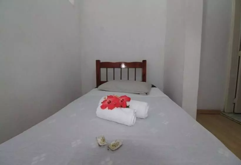 Hotelli Eco Pousada Fox