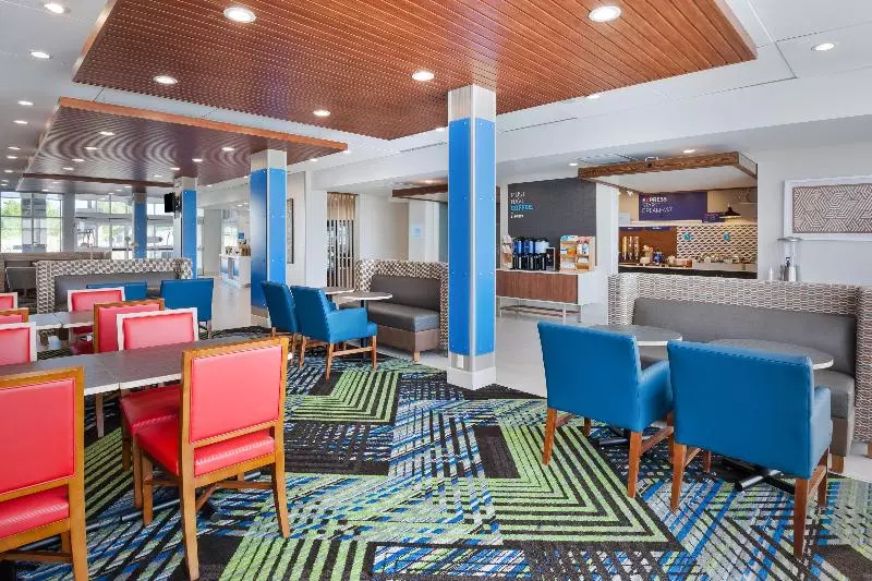 ホテル Holiday Inn Express & Suites   Grand Rapids Airport   South, An Ihg