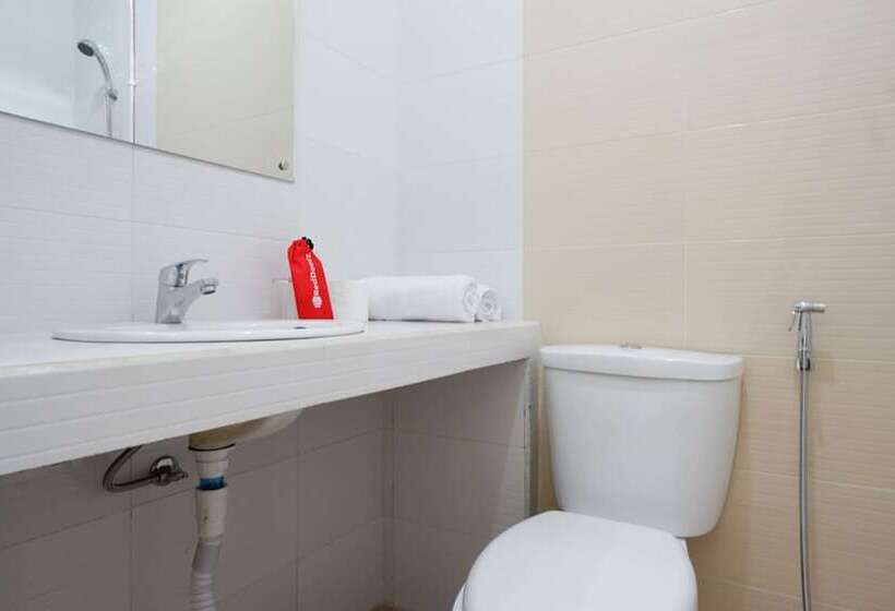 בית מלון כפרי Reddoorz Near Mataram University